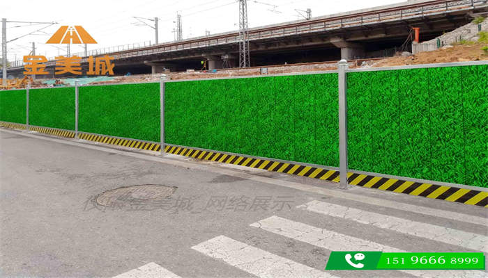 雨季围挡　倒怎么办？防风加固实用技巧(图1)